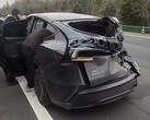 En Tesla Model Y 2025 bevisar sin robusthet i en krasch i Kina (Bildkälla: Aron Li n X)