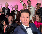 Skådespelarna i The Studio firar Emmy-vinsterna (Bildkälla: Apple.com)