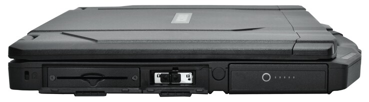 Expansionsfack (i detta fall med en Smartcard-läsare som tillval), plats för NVMe SSD-modul, batteri