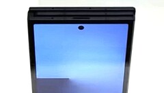 Enligt Evan Blass kommer den första Samsung-tri-foldable att vara kommersiellt känd som Galaxy Z TriFold. (Bildkälla: Omokgyo Electronics Market)