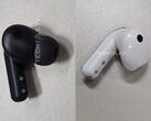 Påstådda dummy-enheter av Galaxy Buds 4 Pro (vänster) och Galaxy Buds 4 (höger).