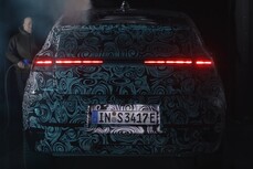 Efter de första skisserna visar sig nu nya Audi A2 e-tron i verkligheten, med kamouflagefolie under provkörningar på is och snö i norra Sverige och i vindtunneln.