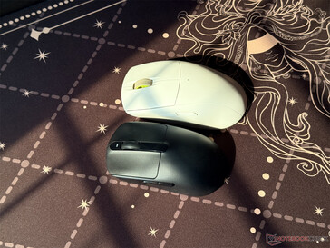 Dash Ultra bredvid M75 Air