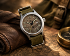 Fältklockorna Timex TW2Y89500 och TW2Y89400 levereras med kvartsverk