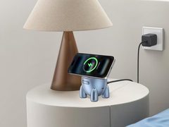 Ugreen's 25W 2-i-1 trådlösa laddare (bilden) har en raketformad design. (Bildkälla: Ugreen)