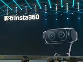 Insta360:s officiella titt på vloggingkameran Luna.