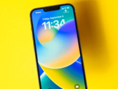 IPhone SE 4 kommer att vara den första i serien med en skåra. (Bildkälla: James Martin/CNET)