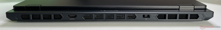 Baksida: HDMI 2.1 (8K@60 Hz, via dGPU), strömförsörjningsenhet