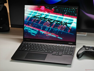 XMG Core 16 M25 (bildkälla: Notebookcheck)