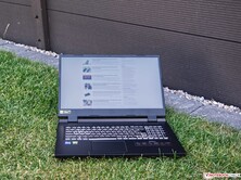 Acer Nitro 5 AN517-55-738R i skugga