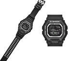 Casio G-Shock GBX100SFJ-1 har en elegant helsvart design och en negativ display med hög kontrast.