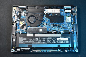HP EliteBook x360 830 G10 Intern utrustning