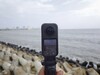 Insta360 X6 har en 2,36-tums OLED-pekskärm