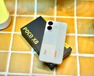 Xiaomi Poco X8 har lång batteritid, är robust och låter sig inte heller bekomma av vatten.