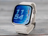 Watch Fit 5 Pro kostar 299 euro inom EU. På bilden: framsidan av smartklockan.