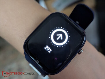 På ett barns handled: uppdaterad efter app-parning