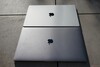 MacBook Pro 16 2019 (framsida) vs. MacBook Pro 16 2021 (baksida)