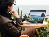 Apple och Amazon kan vara på väg att utveckla en konkurrent till MateBook Fold som visas här (Bildkälla: Huawei)