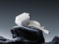 OnePlus nya GaN-laddare är formad som en flaska. (Bildkälla: OenPlus)