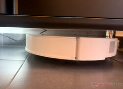 Qrevo Curv 2 Pro gör rent under fler möbler tack vare infällbart lasertorn