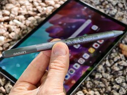 Lenovo Tab Pen använder små AAAA-batterier