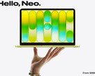 MacBook Neo kostar nu från 699 dollar. På bilden: en reklambild som visar datorns framsida (redigerad).