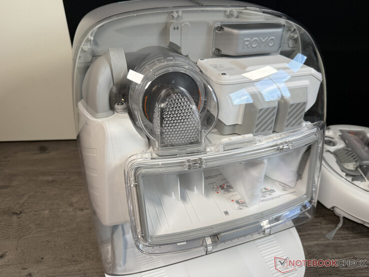 Den transparenta DJI Romo P-stationen