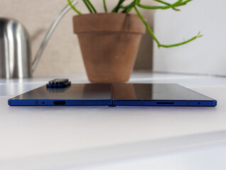 Galaxy Z Fold7 är en av de tunnaste vikbara smartphones i världen, utfälld (Bildkälla: Notebookcheck)