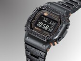 MRG-B5000HT-1 använder en negativ LCD för att matcha den diskreta mörkgrå finishen på DLC-beläggningen (Bildkälla: Casio)