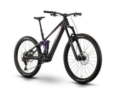 Med Raymon Tarok Pro erbjuder Raymon en ny MTB med helfjädring utrustad med en Avinox-motor