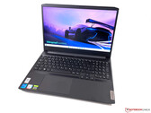 Recension av Lenovo IdeaPad Gaming 3i 15 G6 - Billig spellaptop med dålig skärm