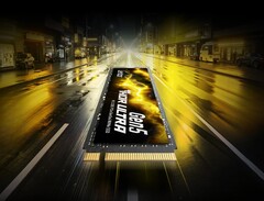 Bilden visar Thor Ultra från Lexar, som råkar vara en M.2 2280 PCIe Gen 5 SSD med en gulaktig etikett på ovansidan 
