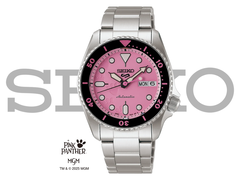 Seiko 5 Sports SRPM07 Pink Panther edition, avbildad mot en vit bakgrund med Seiko-logotypen ovanpå. (Bildkälla: Seiko UK)