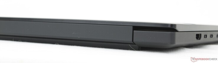 Bakre delen: Inga portar