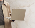 Zenbook A16 finns för närvarande endast i färgen Zabriskie Beige.