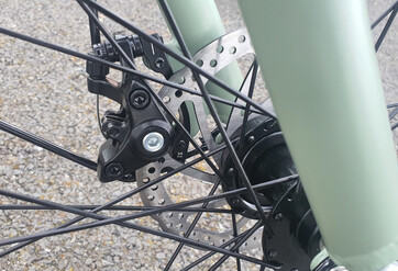 Skivbroms fram - test av elcykeln Touroll B2