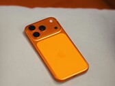 Med Apple Upgrade kan du äga en iPhone 17 Pro mot en månadsavgift.