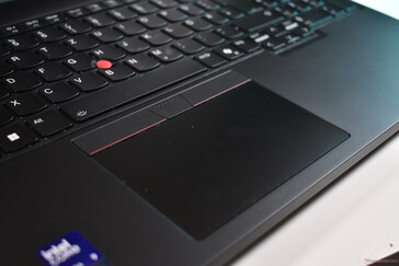 Lenovo ThinkPad P16 G3: Pekplatta