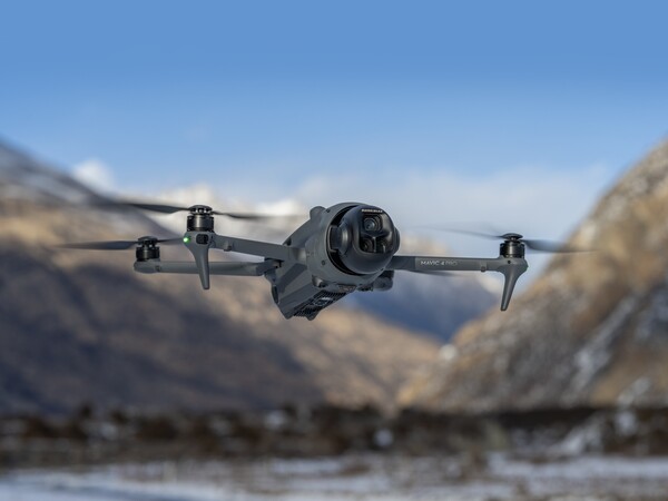 DJI Mavic 4 Pro har trippelkameror som den tidigare generationen. (Bildkälla: DJI)