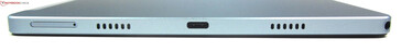 Höger: microSD/SIM-kortplats, högtalare, USB-C 2.0