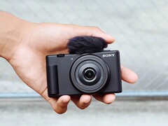 Fujifilm X Half får 20 MP 1-tums sensor Sony kompaktkamera