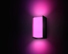 Philips Hues nya Turaco Outdoor Wall Light (bilden) erbjuder vit och färgad belysning. (Bildkälla: Philips Hue)