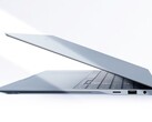 Med sina 12,3 millimeter är Samsung Galaxy Book6 Edge relativt tunn.
