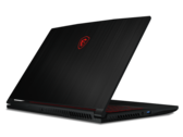 Vissa bärbara speldatorer från MSI levereras med bara 8 GB RAM och en klistermärke mot manipulering för att avskräcka slutanvändare från att uppgradera minnet själva (Bildkälla: MSI)