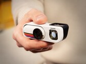 Insta360 Go 3S kommer i ett retropaket med en helt ny bas.