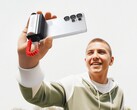 Sharges nya Grip Power Bank (bilden) fungerar även som en fjärrkontroll för kameran. (Bildkälla: Sharge)