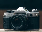 Canon EOS R8 Mark II sägs ha hämtat designinspiration från Canon AE-1