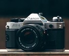 Canon EOS R8 Mark II sägs ha hämtat designinspiration från Canon AE-1