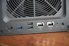 Baksidan av Ugreen NASync DXP4800 GT