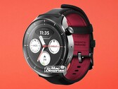 Moto Watch Ultra har ett vattentåligt boett i rostfritt stål.